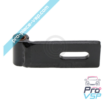 Right door hinge