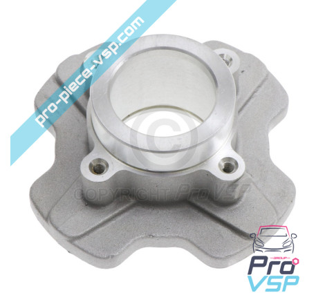 Rear wheel hub