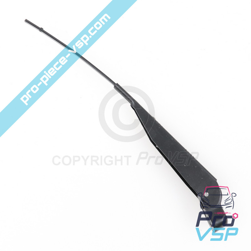 Rear ice wiper arms