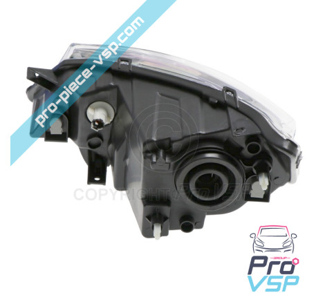 Right headlight (chrome bottom)