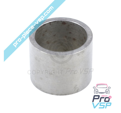 Rear bearing spacer