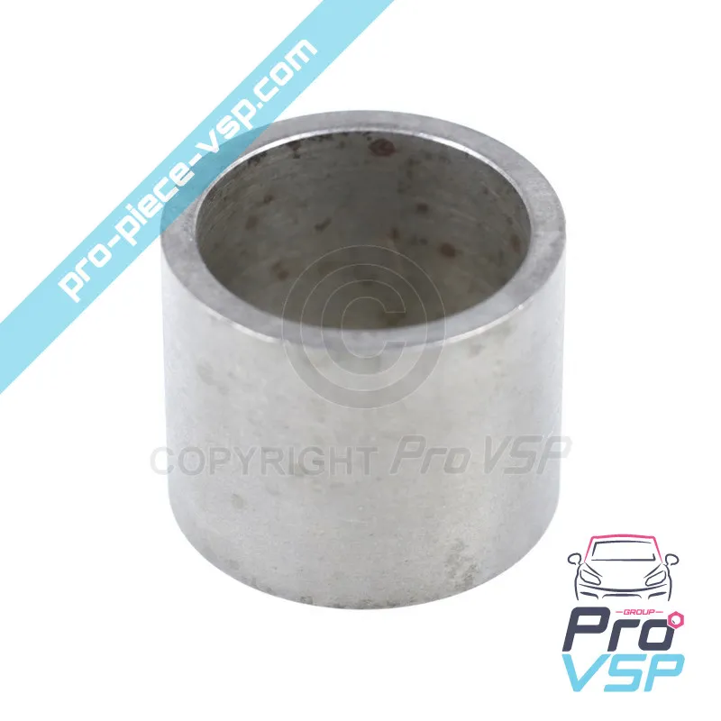 Rear bearing spacer