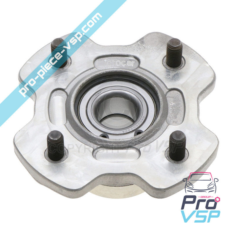 Rear wheel hub