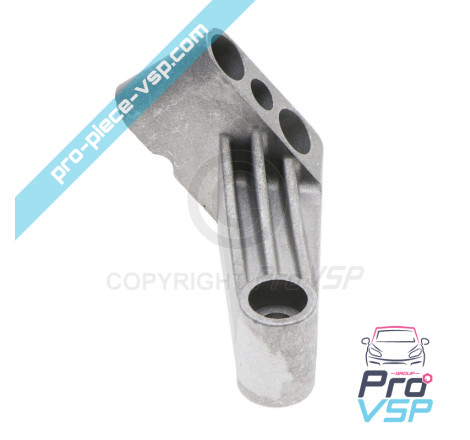 Front engine holder right