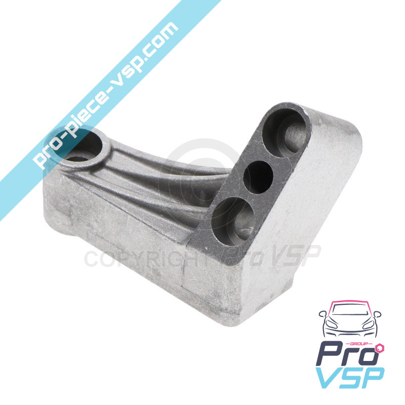 Front engine holder right