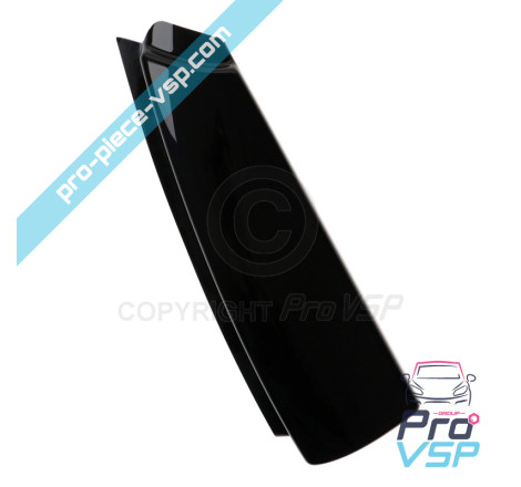 Montant de vitre custode arrière gauche de couleur noir brillant pour Chatenet CH26 , CH28 , CH30
