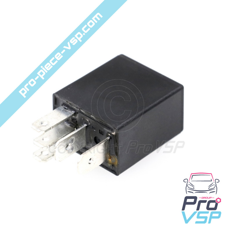 Relè nero a 5 pin