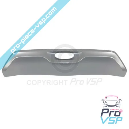 Scăderea barei de protecție spate