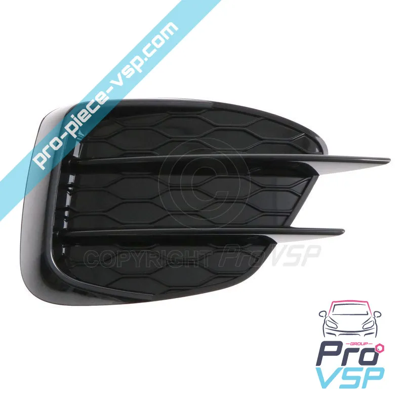 Right grid of front bumper