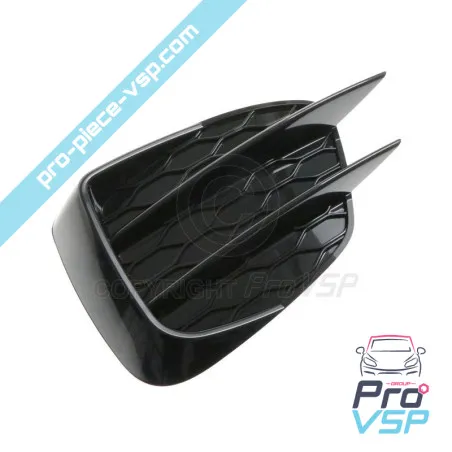 Right grid of front bumper