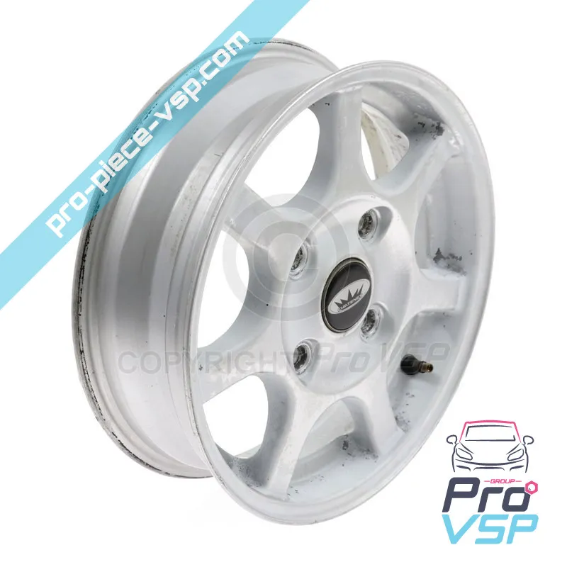 %product-name% / %summary% / %shop-name%