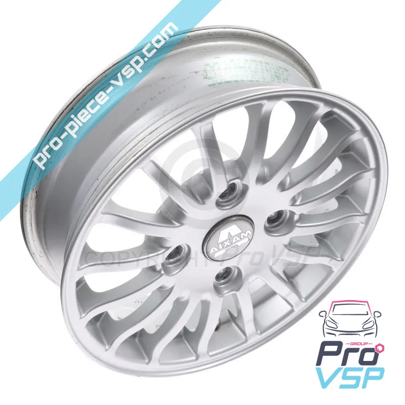 %product-name% / %summary% / %shop-name%