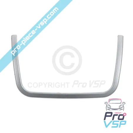 Center console strip