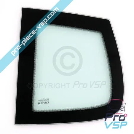 Custodul de sticlă stânga colorat