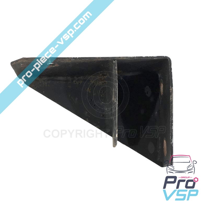 Front right engine mount