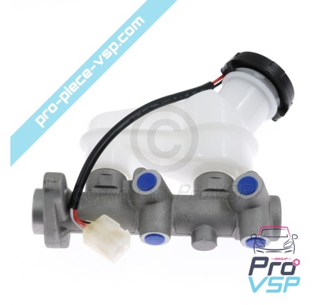 Master cylinder