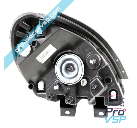 Left headlight (chrome bottom)