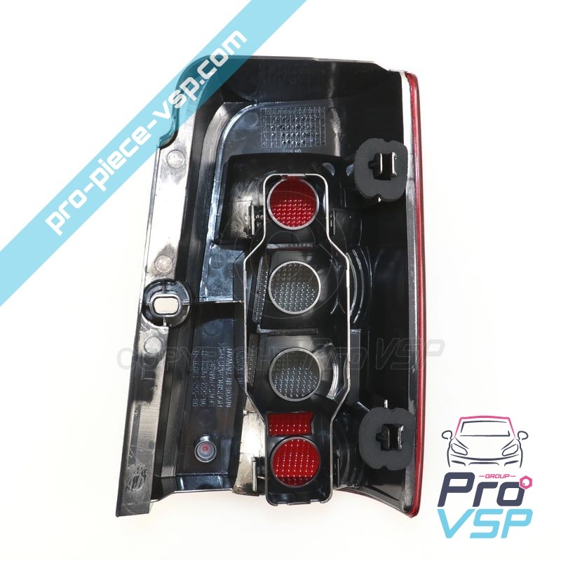 Left rear light