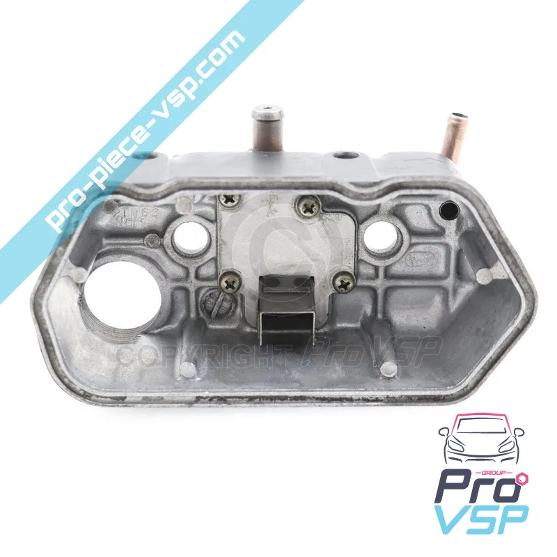 Cache culbuteur occasion pour moteur Yanmar