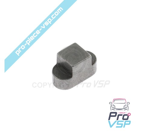 Oil pump key