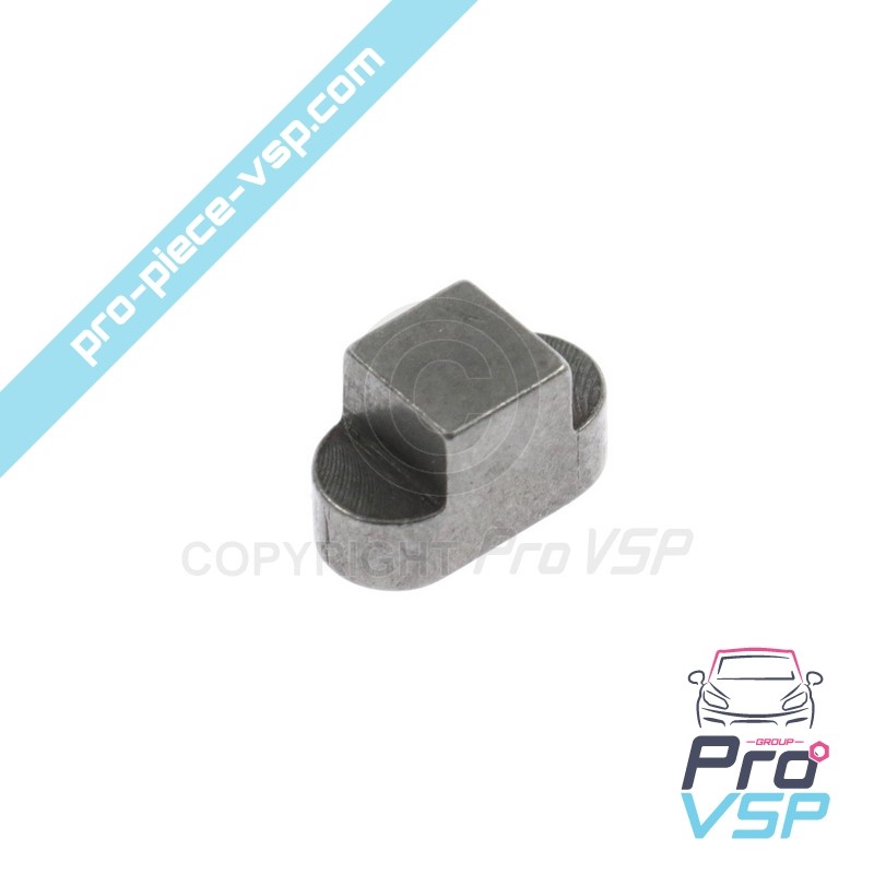 Oil pump key