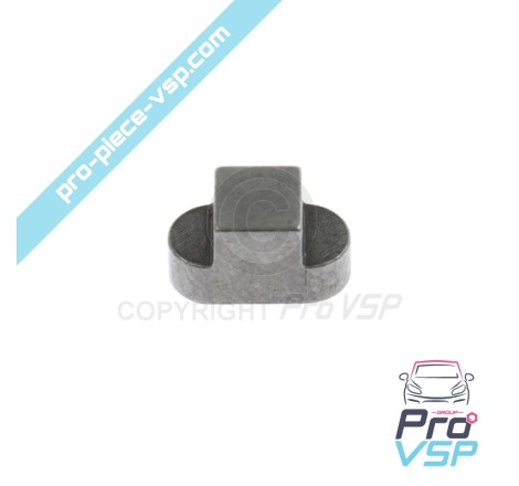 Oil pump key