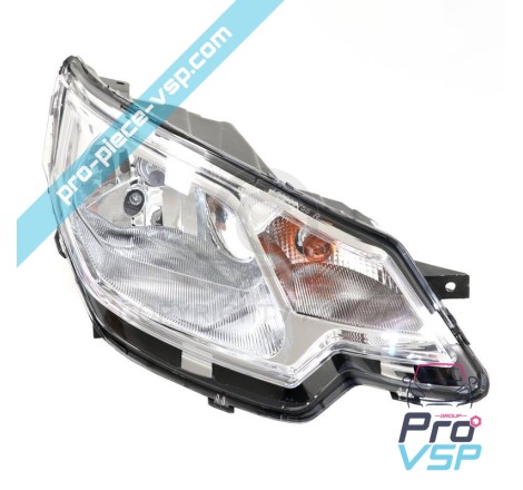 Right headlight (chrome bottom)