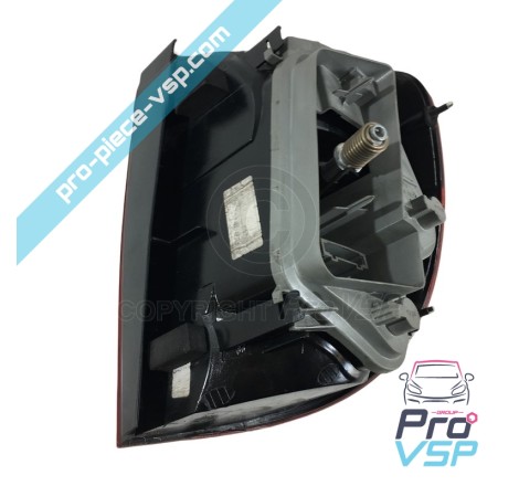Left rear light