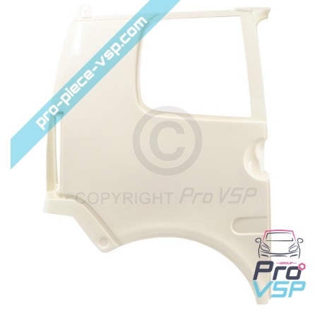 Right rear wing