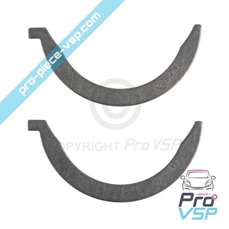 Crankshaft lateral shim