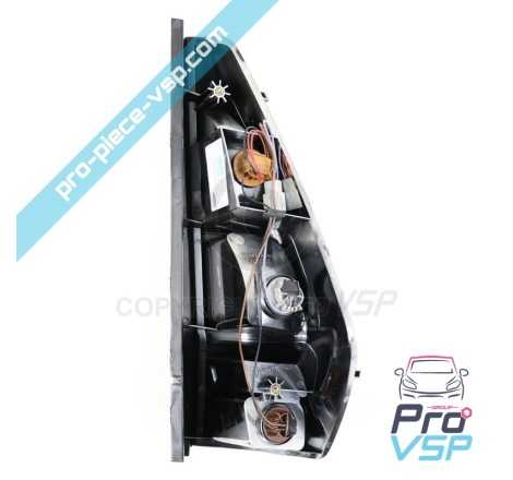 Luz traseira esquerda para Microcar Mgo 1 e 2