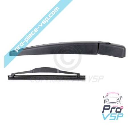 Rear wiper arm