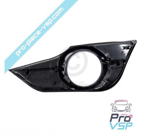 Right fog light surround