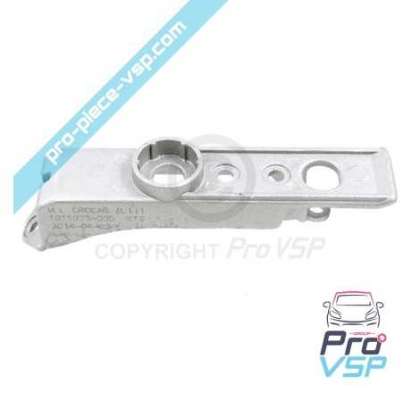 Radiator support tab