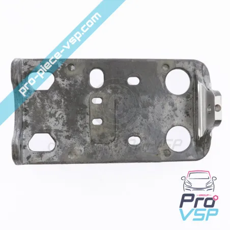 Rear triangle holder for MEGA truck