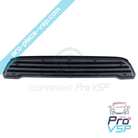 Calandre pour microcar m8