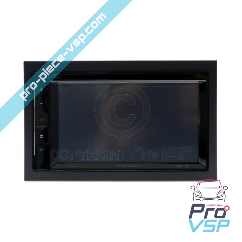 Multimedia car radio