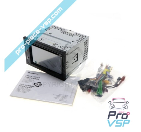 Multimedia car radio