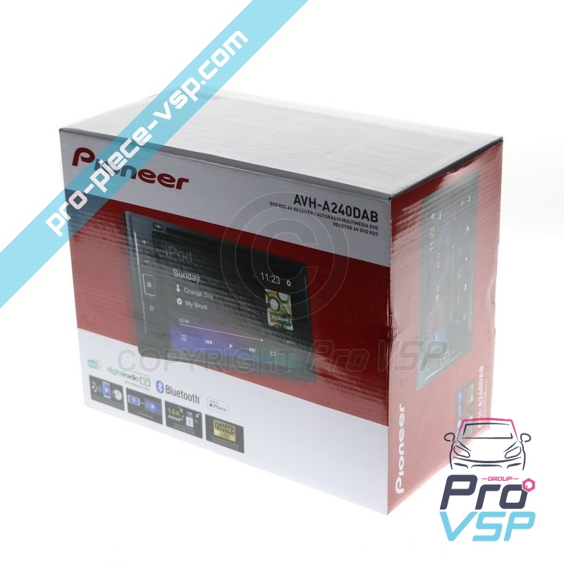 Multimedia car radio