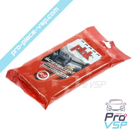 Lingettes spécial tableau de bord