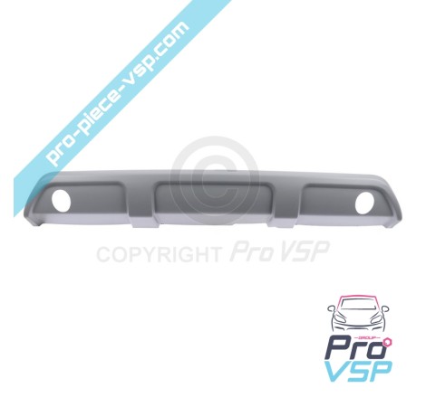 Central shot of rear bumper