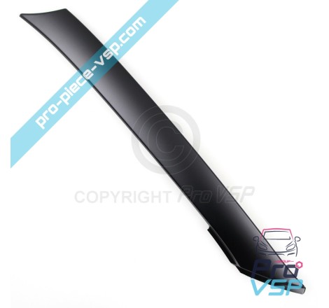 Right external windshield amount