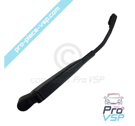 Rear ice wiper arms