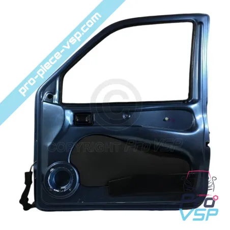 Used right door for JDM titane