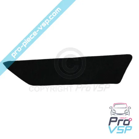 Used right door medallion for aixam