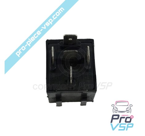 Relè nero a 5 pin