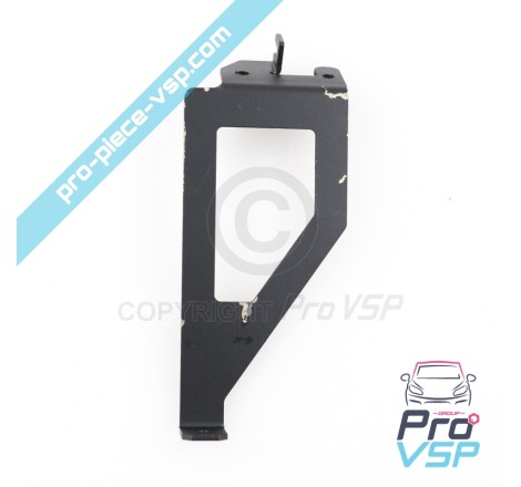 Corrigindo o pára-choques para trás usado para Microcar