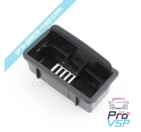 Cinzeiro usado para Microcar