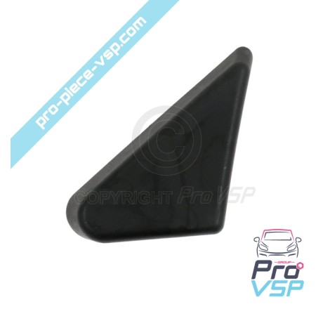 Left exterior mirror triangle