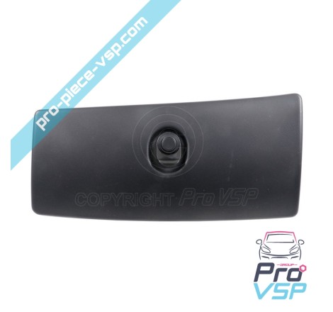 Glove box